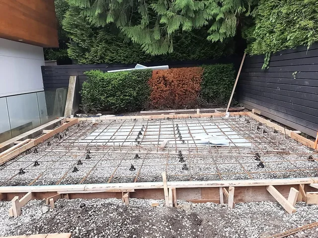 Concrete foundation · Inglewood, West Vancouver — gallery — photo 1 of 2