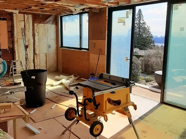 Total kitchen renovation · West Vancouver — gallery — photo 1 of 4